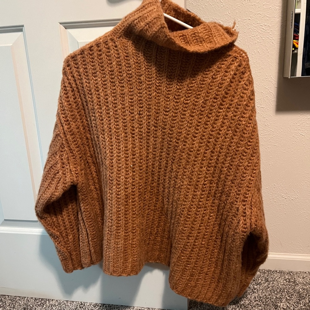 Free people sweater